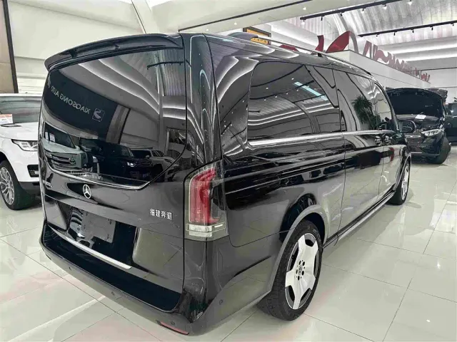 Mercedes-Benz V-Class — Фото автомобиля 19