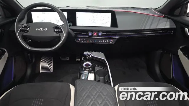 Kia EV6 — Фото автомобиля 10