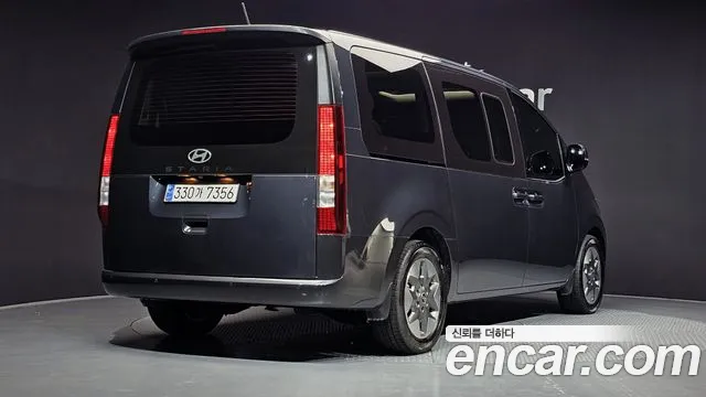Hyundai Staria — Фото автомобиля 2