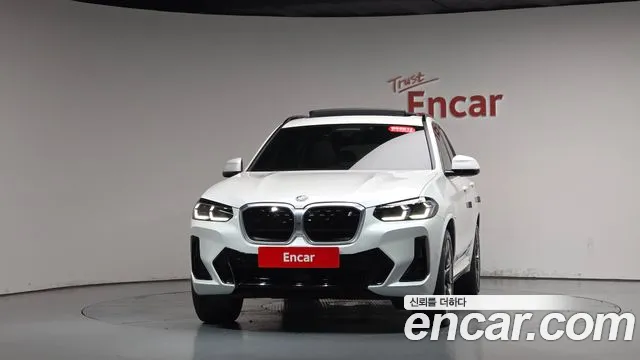 BMW iX3 G08 (2020–2024) — Фото автомобиля 3