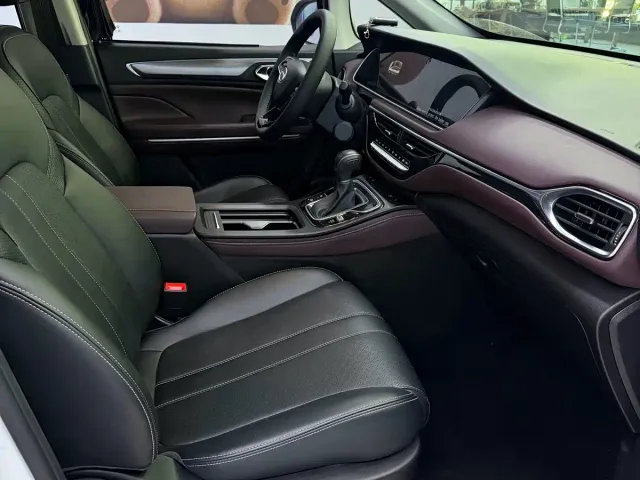 GAC Trumpchi M6 — Фото автомобиля 16
