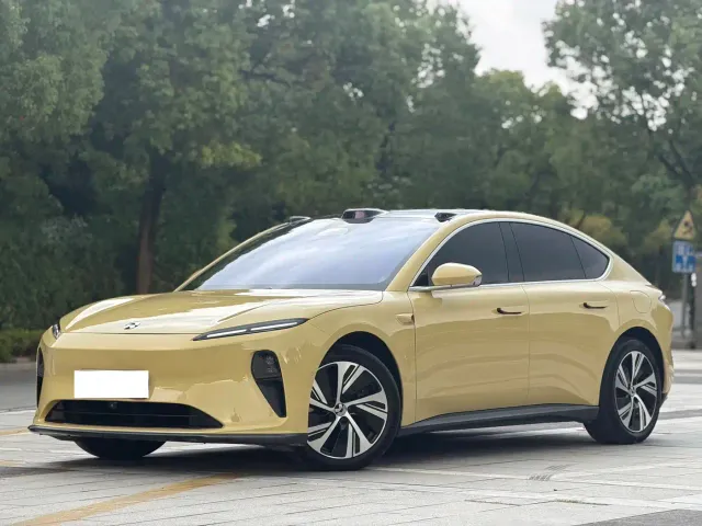 Nio ET5 — Фото автомобиля 2
