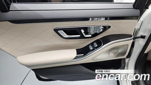 Mercedes-Benz S-Class W223 — Фото автомобиля 24