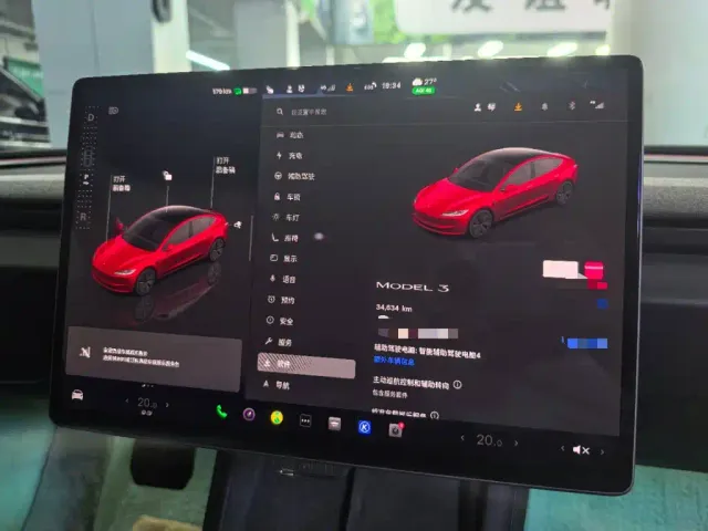 Tesla Model 3 — Фото автомобиля 11
