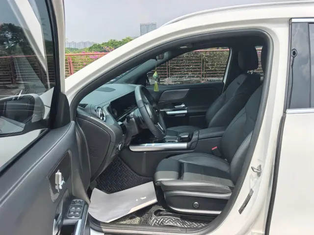 Mercedes-Benz EQA — Фото автомобиля 5
