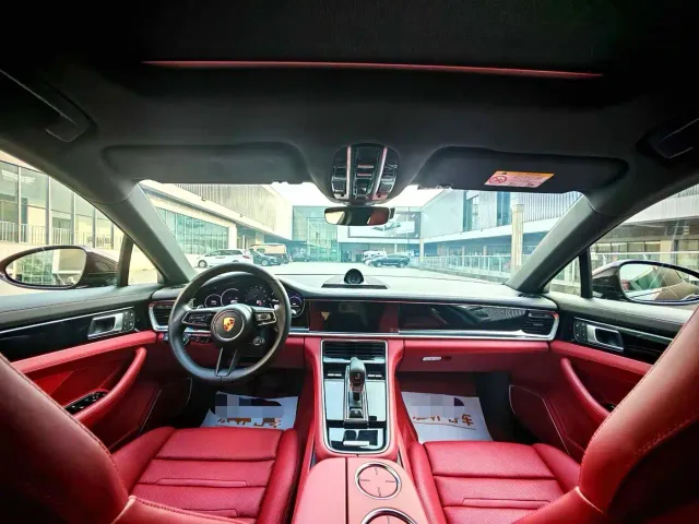 Porsche Panamera — Фото автомобиля 17