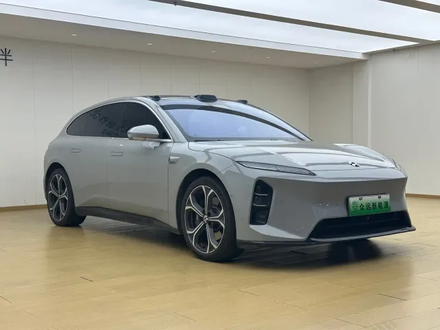 Nio ET5 Touring — Фото автомобиля 4