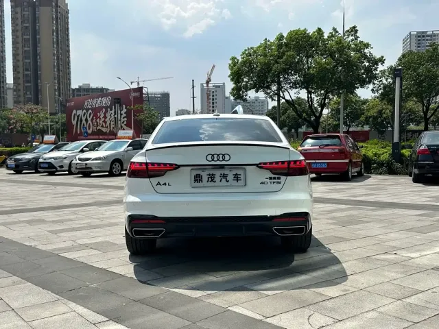 Audi A4L — Фото автомобиля 4