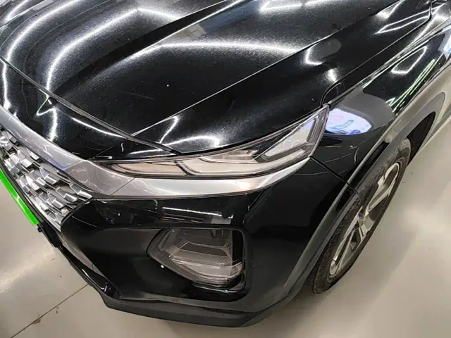 Hyundai Santa Fe — Фото автомобиля 23