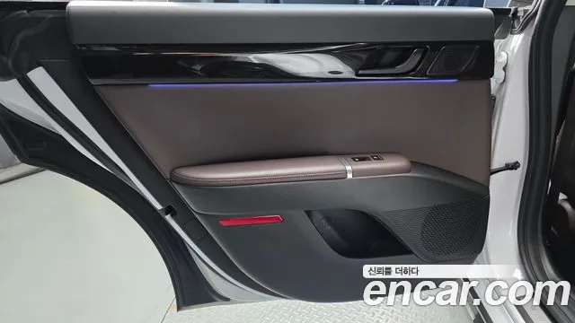 Hyundai Grandeur GN7 — Фото автомобиля 14