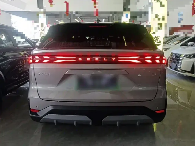 Geely Galaxy L7 — Фото автомобиля 5