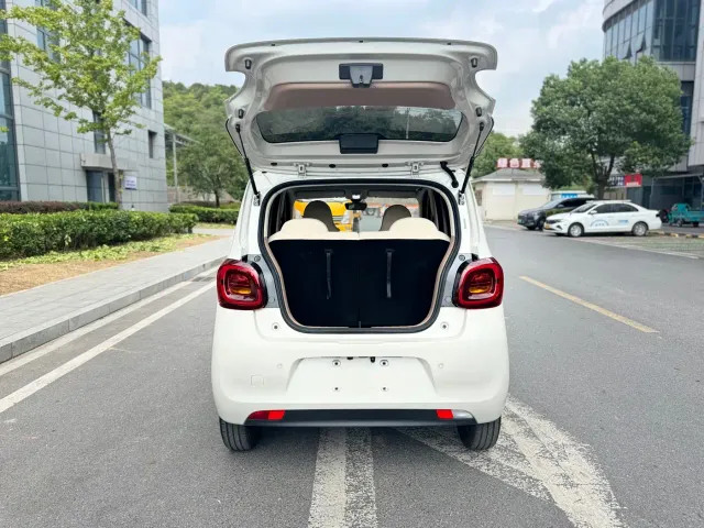 Wuling Hongguang Mini EV — Фото автомобиля 13