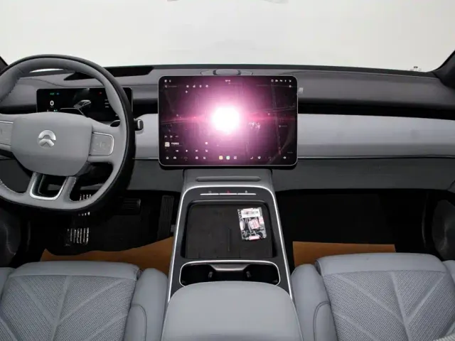 Nio ET5 Touring — Фото автомобиля 15