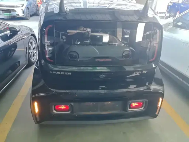 Baojun KiWi EV — Фото автомобиля 5