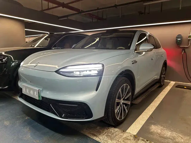 Фотография автомобиля — Aito M6