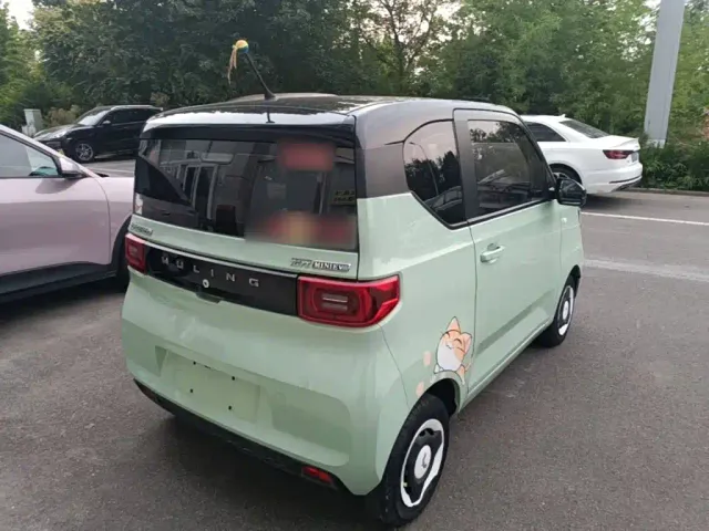Wuling Hongguang Mini EV — Фото автомобиля 6