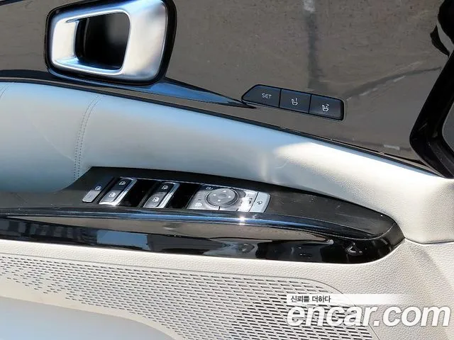 Kia Canival Carnival 4 поколение Дизель 9 мест Signature — Фото автомобиля 12