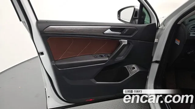Volkswagen Tiguan — Фото автомобиля 13