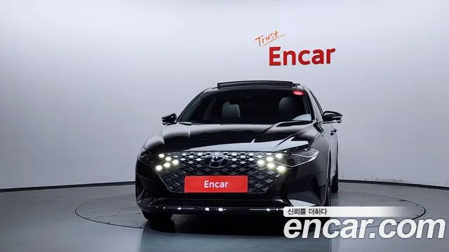 Hyundai Grandeur — Фото автомобиля 3