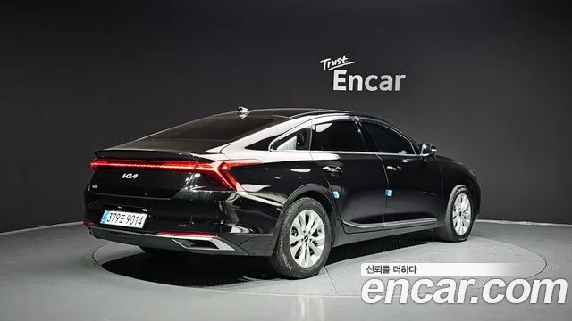 Kia K8 — Фото автомобиля 2