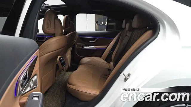 Mercedes-Benz E-Class W214 — Фото автомобиля 18