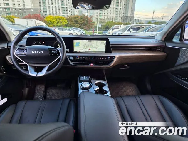 Kia K8 — Фото автомобиля 12