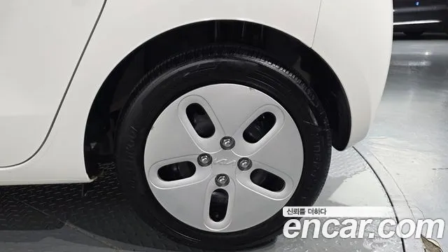 Kia RAY Новый Kia Ray Фургон — Фото автомобиля 18