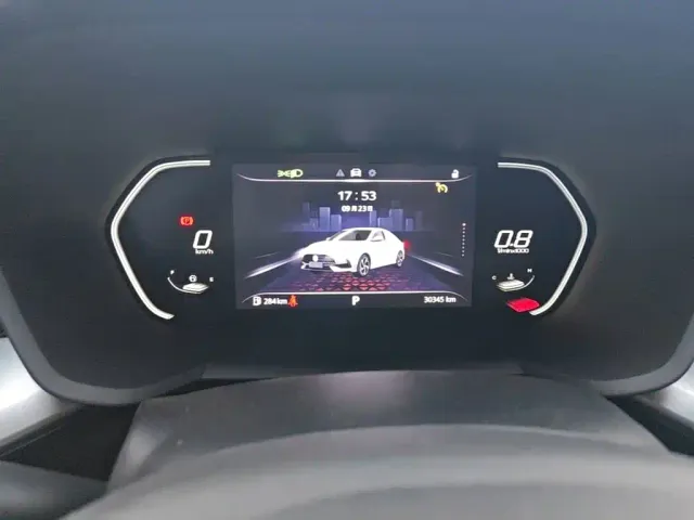 MG MG5 2023 180DVVT CVT Luxury Edition — Фото автомобиля 11