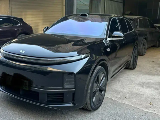 Фотография автомобиля — Li Auto L7