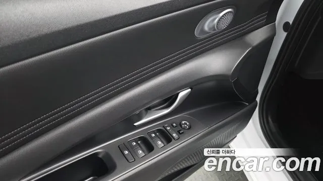 Hyundai AVANTE Новый Avante (CN7) — Фото автомобиля 8