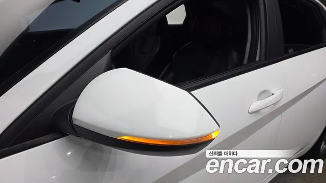Hyundai Avante CN7 — Фото автомобиля 29