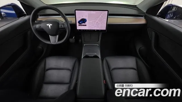 Tesla Model Y — Фото автомобиля 10