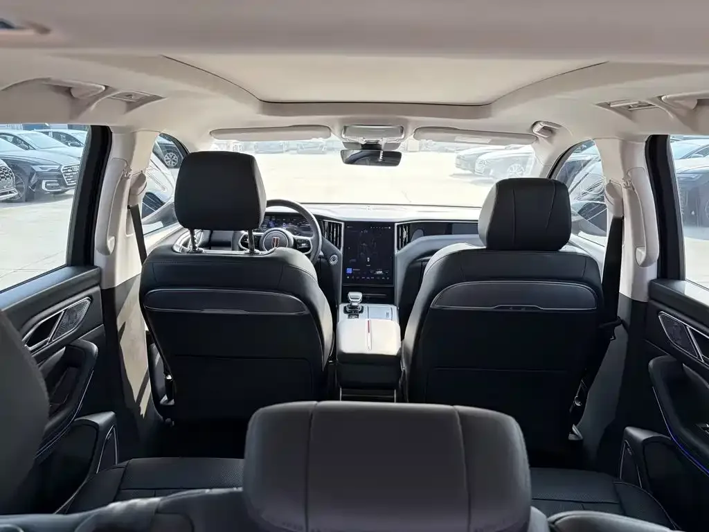 Hongqi Hongqi HS7 PHEV 2024 2.0T PHEV AWD Qichang Edition 7-seater — Фото автомобиля 16