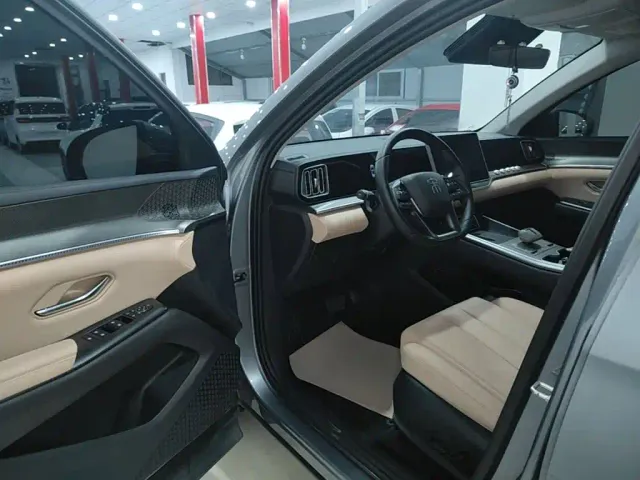 BYD Song Pro — Фото автомобиля 15