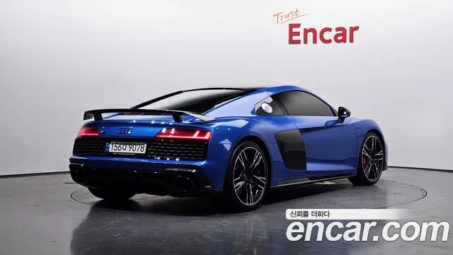 Audi R8 — Фото автомобиля 2