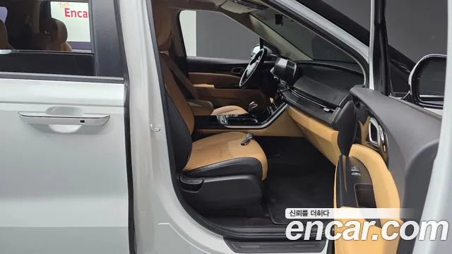 Kia Canival Carnival 4 поколение Дизель 9 мест Prestige — Фото автомобиля 24