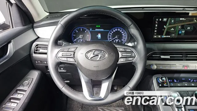 Hyundai Palisade Palisade Дизель 2.2 2WD — Фото автомобиля 14
