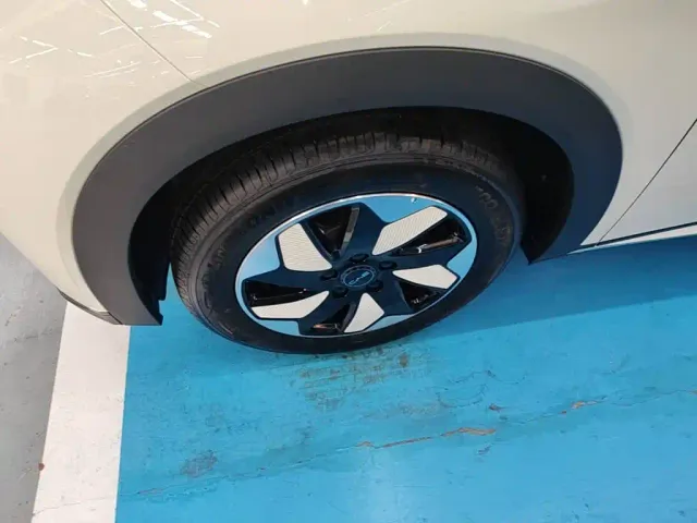BYD Dolphin — Фото автомобиля 22