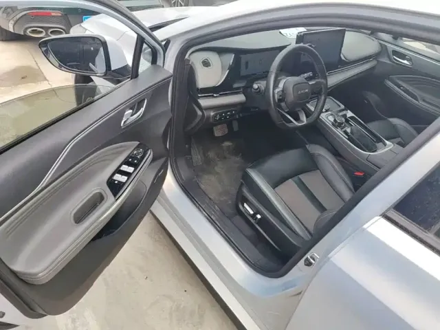 GAC Aion S Plus — Фото автомобиля 15