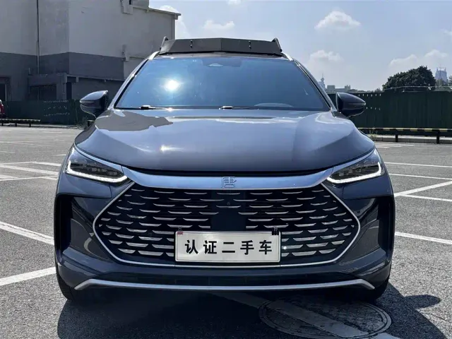 BYD Tang — Фото автомобиля 2