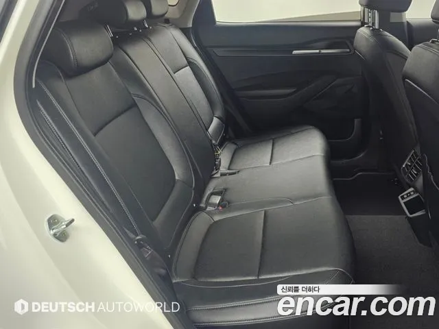 Kia Seltos — Фото автомобиля 12