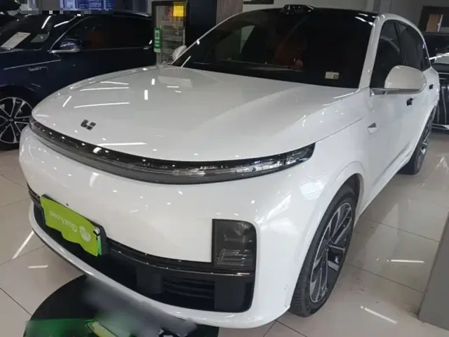 Фотография автомобиля — Li Auto L7