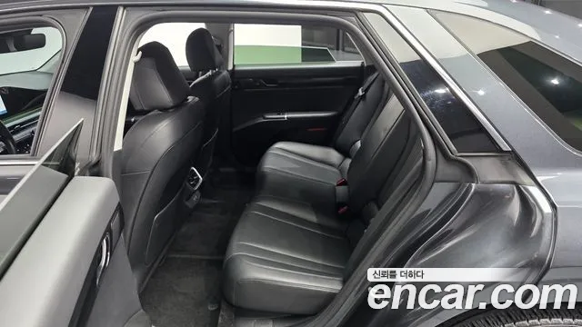 Hyundai Grandeur Grandeur (GN7) — Фото автомобиля 26