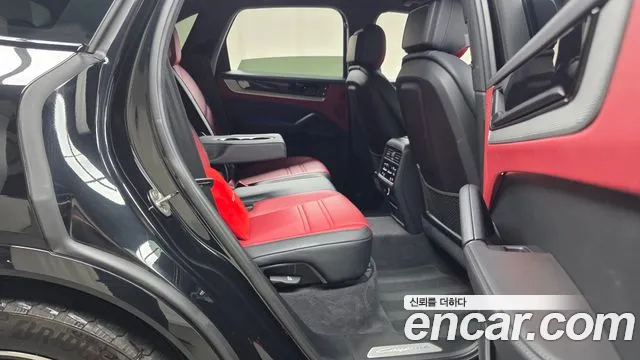 Porsche Cayenne PO536 — Фото автомобиля 18