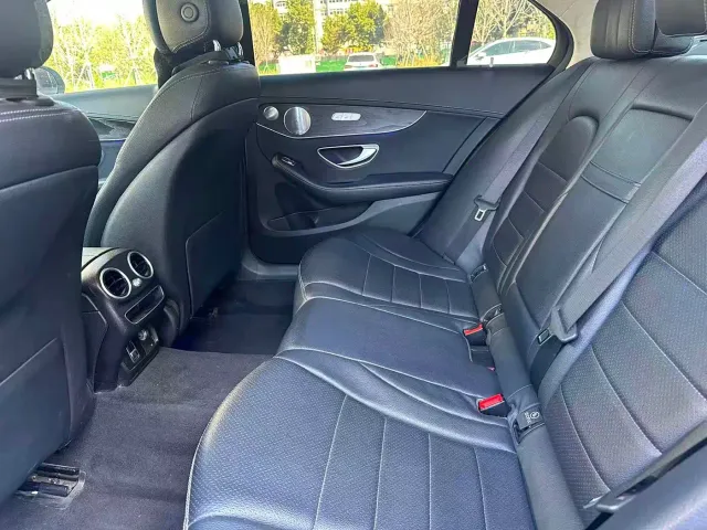 Mercedes-Benz C-Class — Фото автомобиля 5