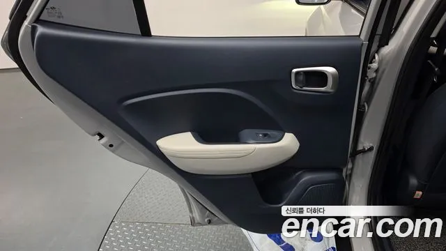 Hyundai Venue Venue 1.6 Premium — Фото автомобиля 25
