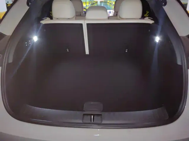 Li Auto i6 — Фото автомобиля 4