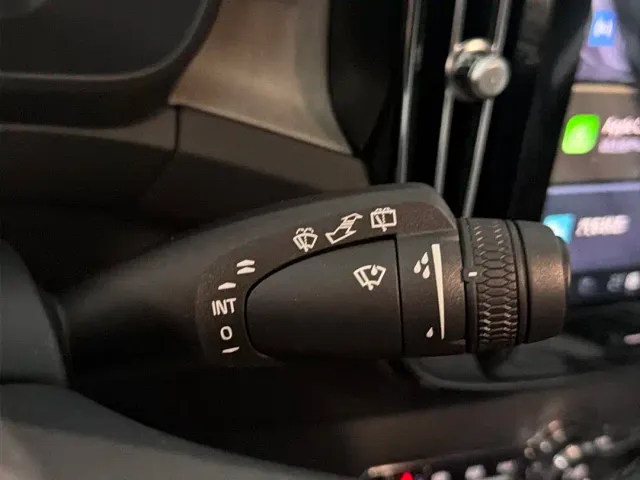 Volvo XC40 — Фото автомобиля 21