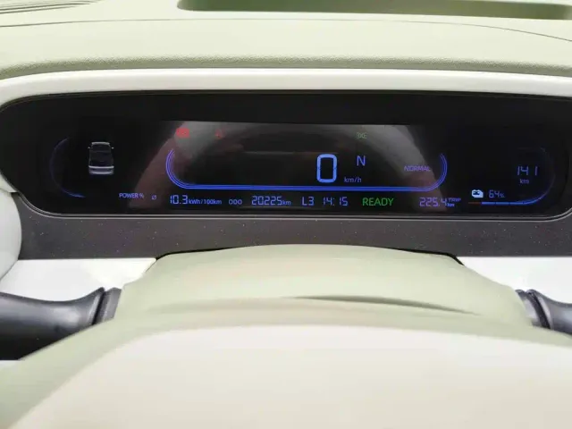 Geely Panda — Фото автомобиля 4