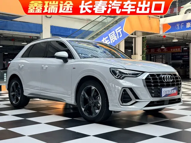 Audi Q3 — Фото автомобиля 3